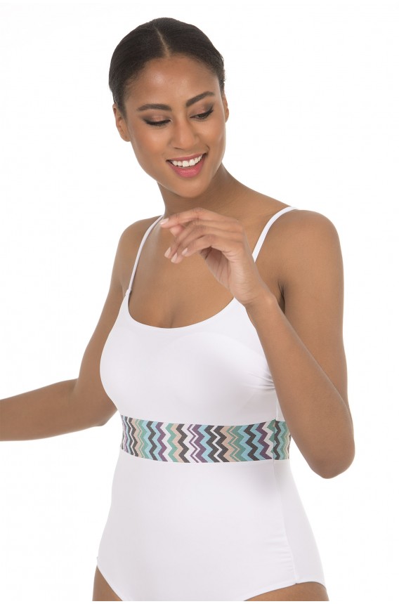 WIRELESS SQUARE NECKLINE SWIMSUIT