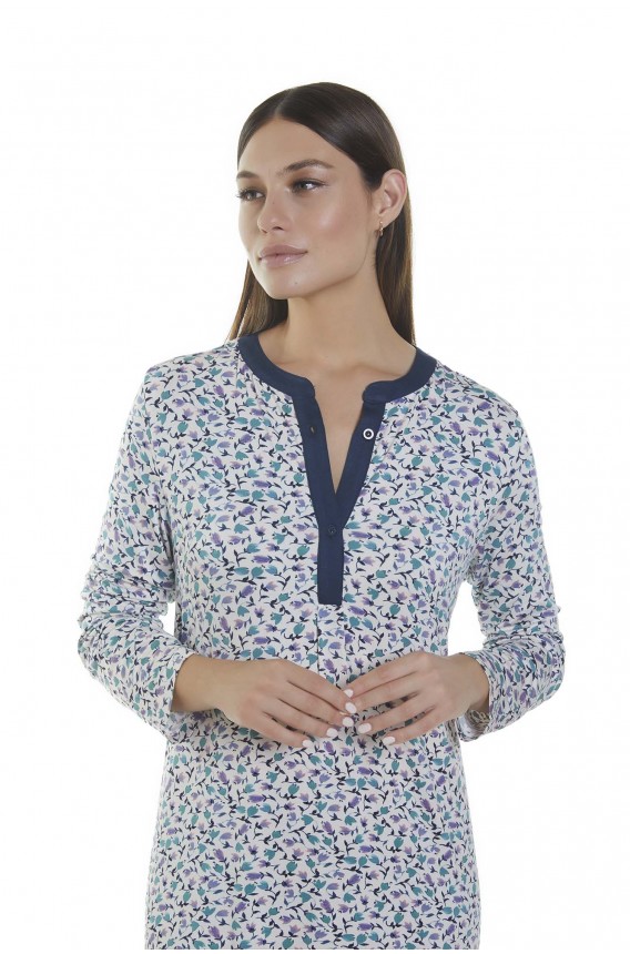 LONG SLEEVED NIGHTGOWN