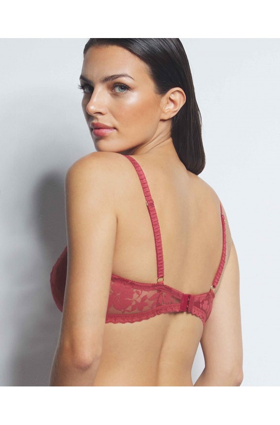 ESSENTIAL MOULDED BRA