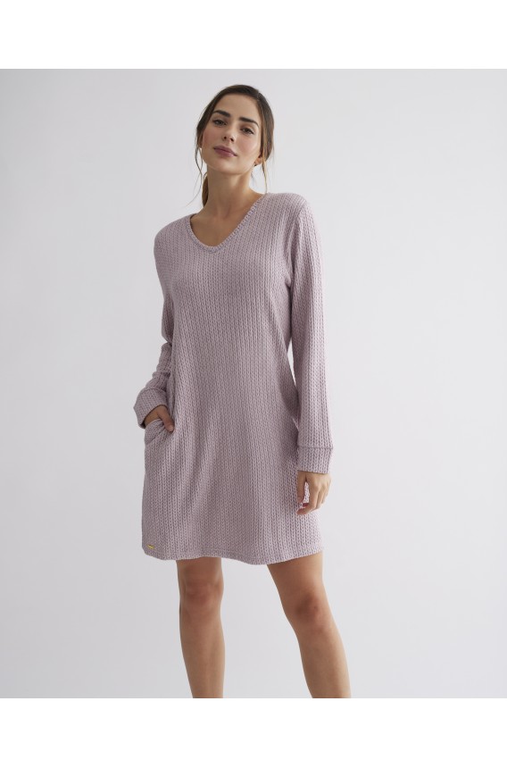 LONG SLEEVED NIGHTGOWN