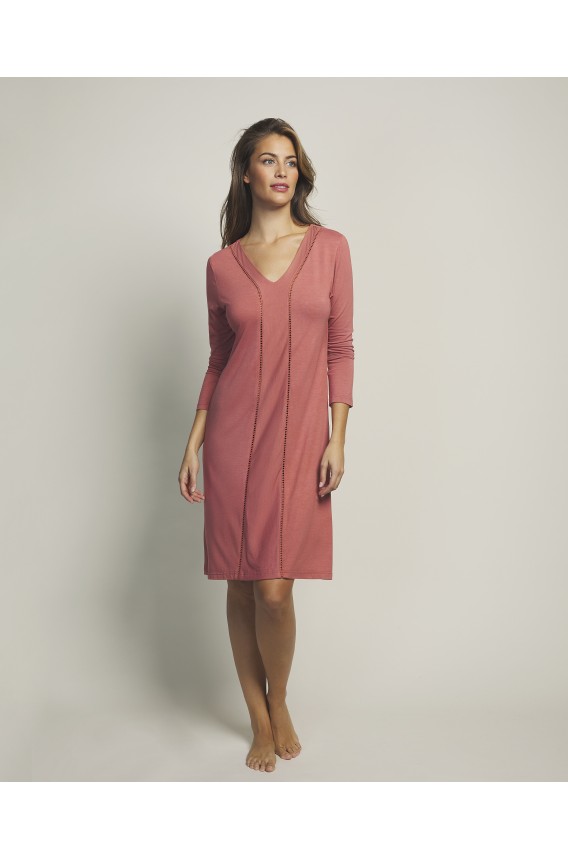 LONG SLEEVED NIGHTGOWN