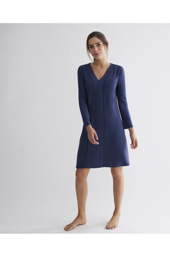 LONG SLEEVED NIGHTGOWN