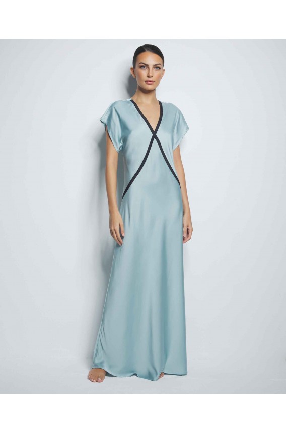 LONG NIGHTGOWN