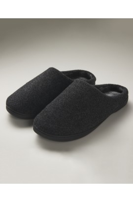 MEN SLIPPERS