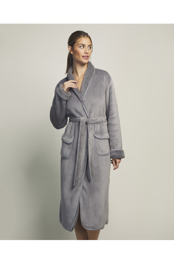 DRESSING GOWN