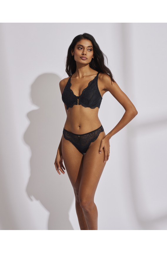 TRIANGULAR BRA WITHOUT WIRING