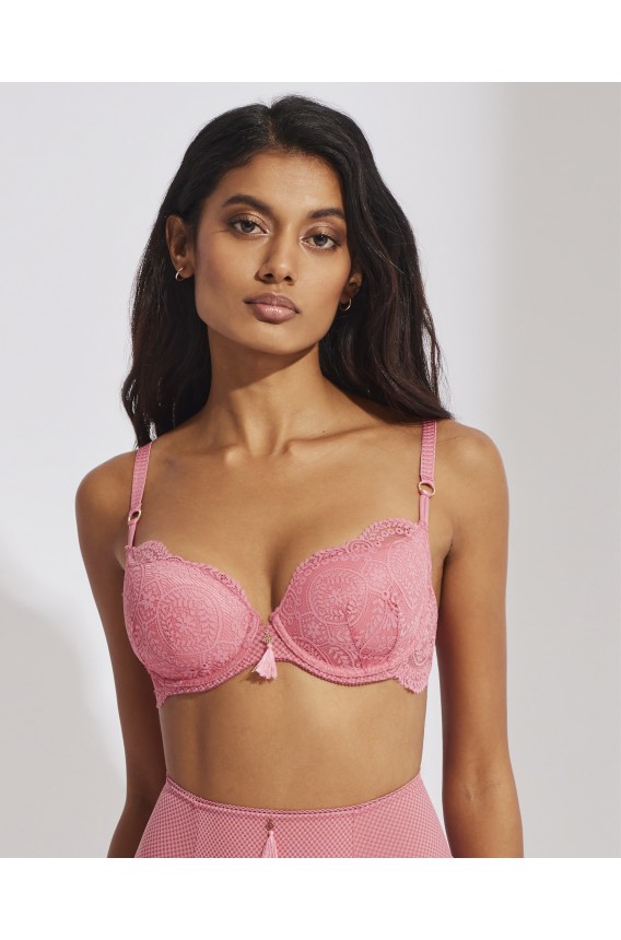 ESSENTIAL MOULDED BRA