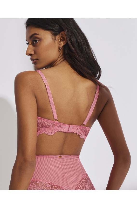 ESSENTIAL MOULDED BRA