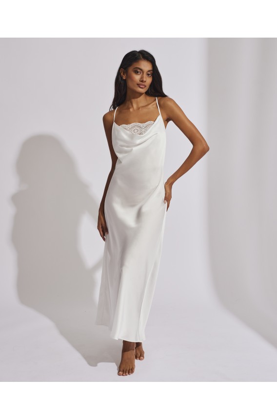 LONG NIGHTGOWN