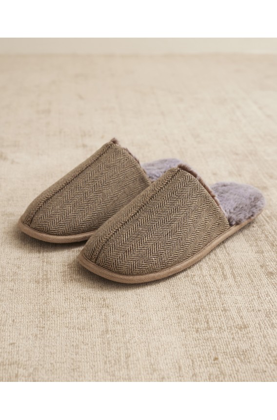 MEN'S SLIPPERS WITHOUT HEEL