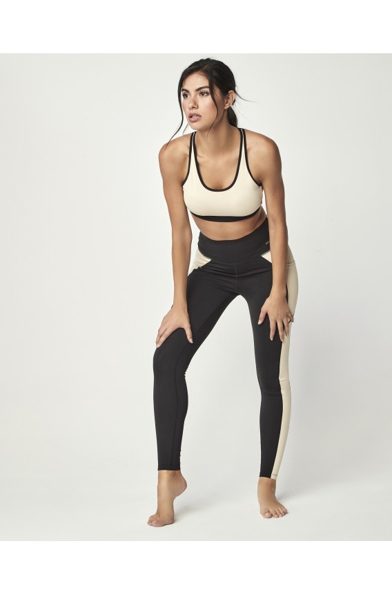 TOP DEPORTIVO CON CORCHETES BY PILAR RUBIO
