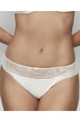 BRAGA BIKINI CLÁSICA CON ENCAJE