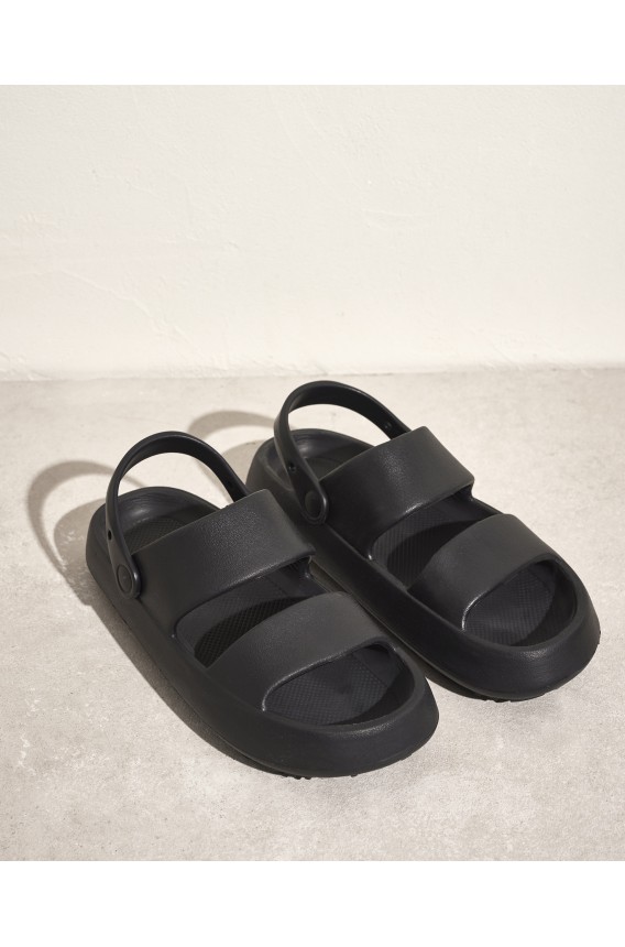 SANDAL
