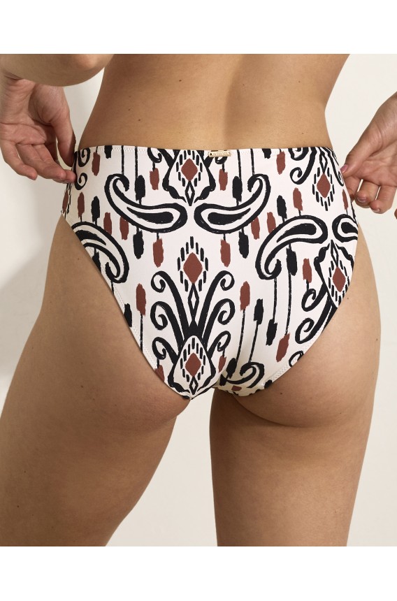  BIKINI BOTTOM