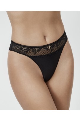 CUECA BRASILEIRA COM RENDA