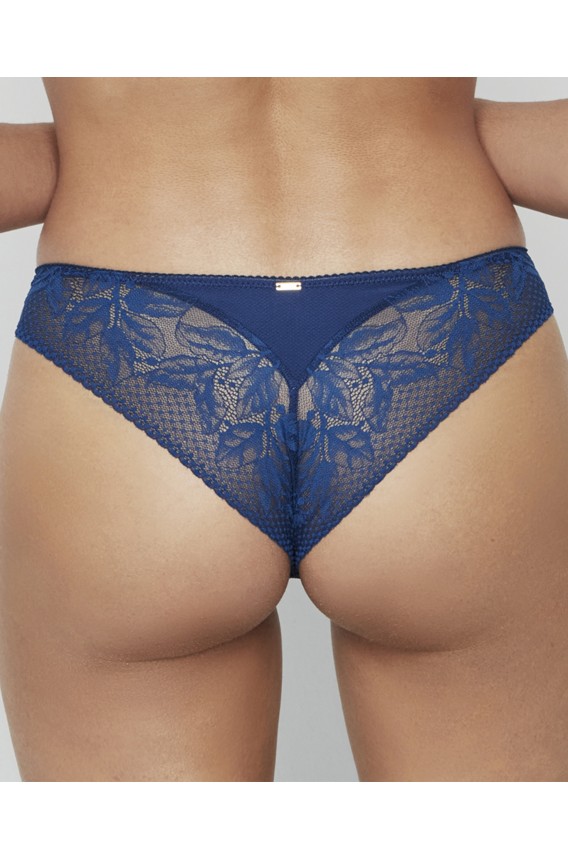 CUECA BRASILEIRA COM RENDA