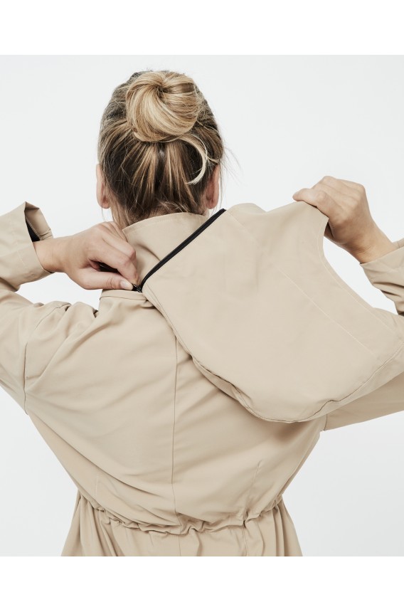 CHAQUETA CORTAVIENTOS BY PILAR RUBIO