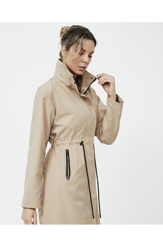 WINDPROOF JACKET BY PILAR RUBIO