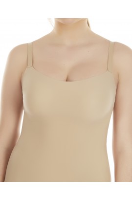 T-SHIRT WITH INNER BRA CURVES