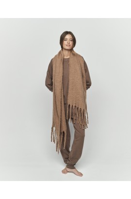 SCARF WITH FRINGES