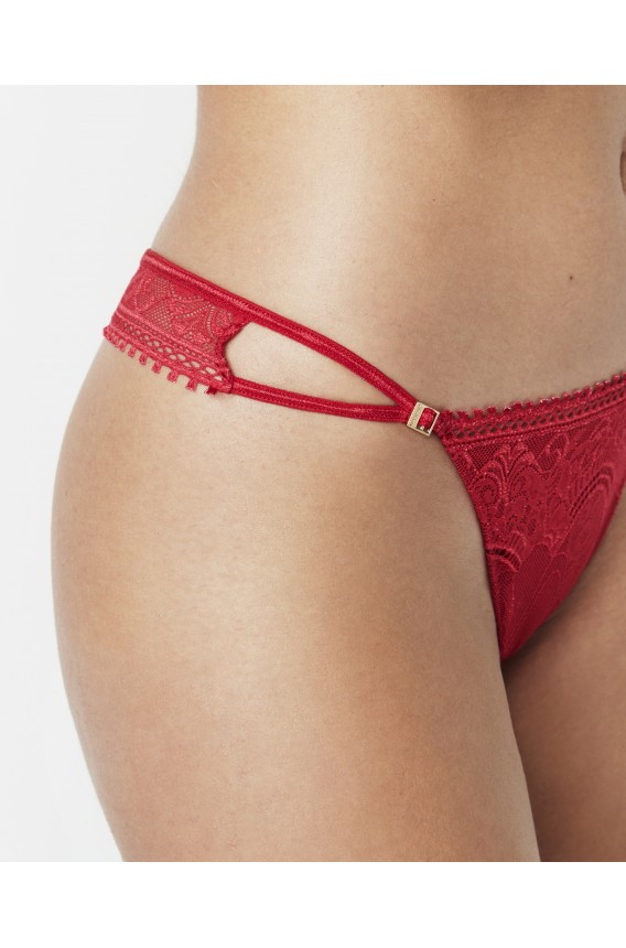 THONG BY PILAR RUBIO