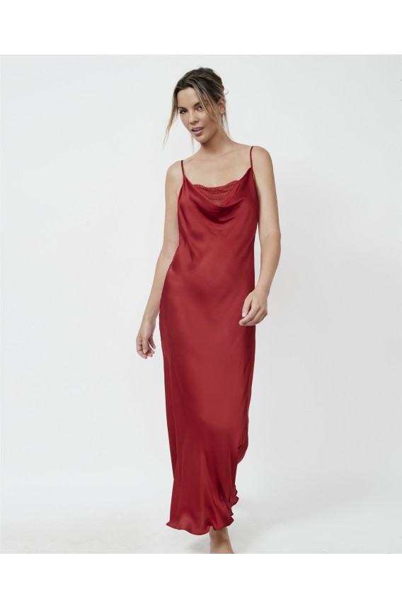 LONG NIGHTDRESS BY PILAR RUBIO