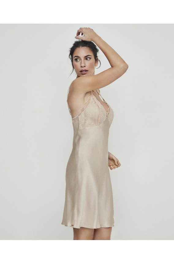 CAMISOLA CURTA DE LINGERIE