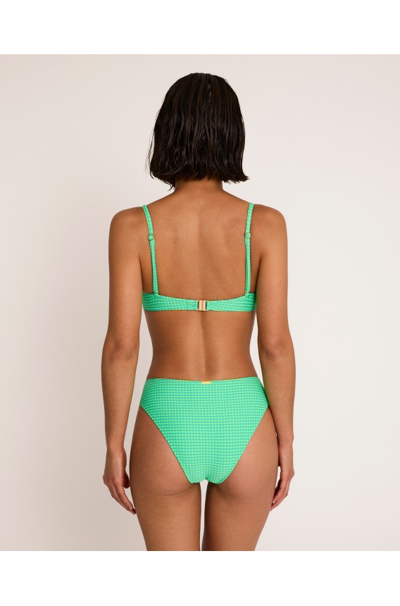  BIKINI BOTTOM