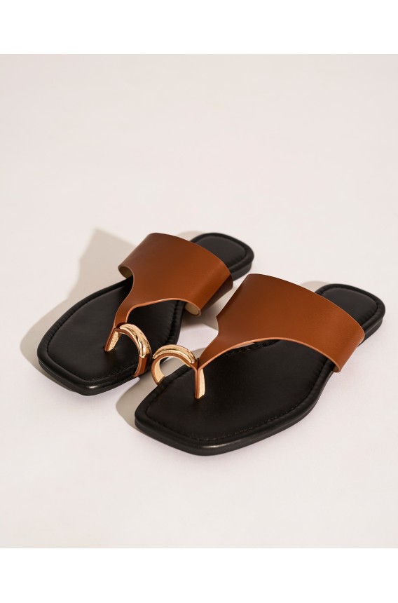 SANDAL