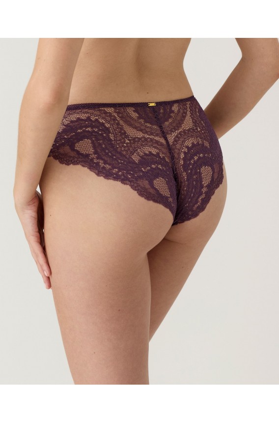 CUECA DE BIQUÍNI CLÁSSICA COM RENDA