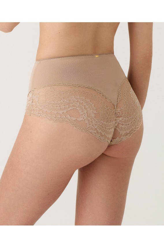 ULTRA HIGH WAIST SHAPING BRIEF