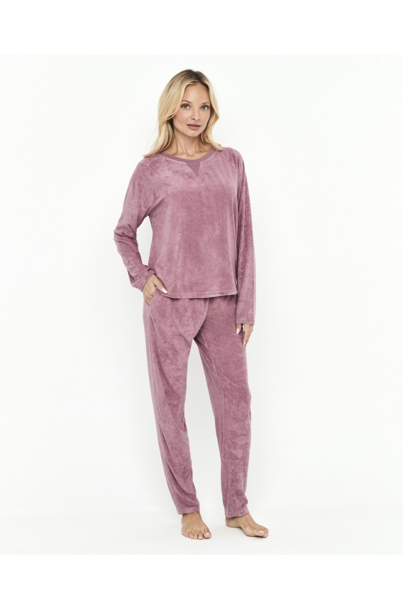 TWO-PIECE PYJAMA SET