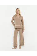 CONJUNTO DE MALHA COM DECOTE EM BICO