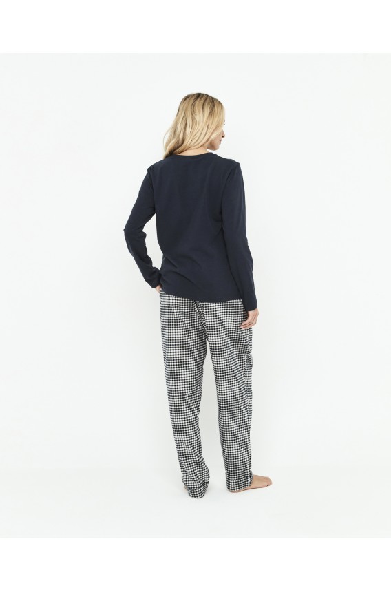TWO-PIECE PYJAMA SET WITH T-SHIRT