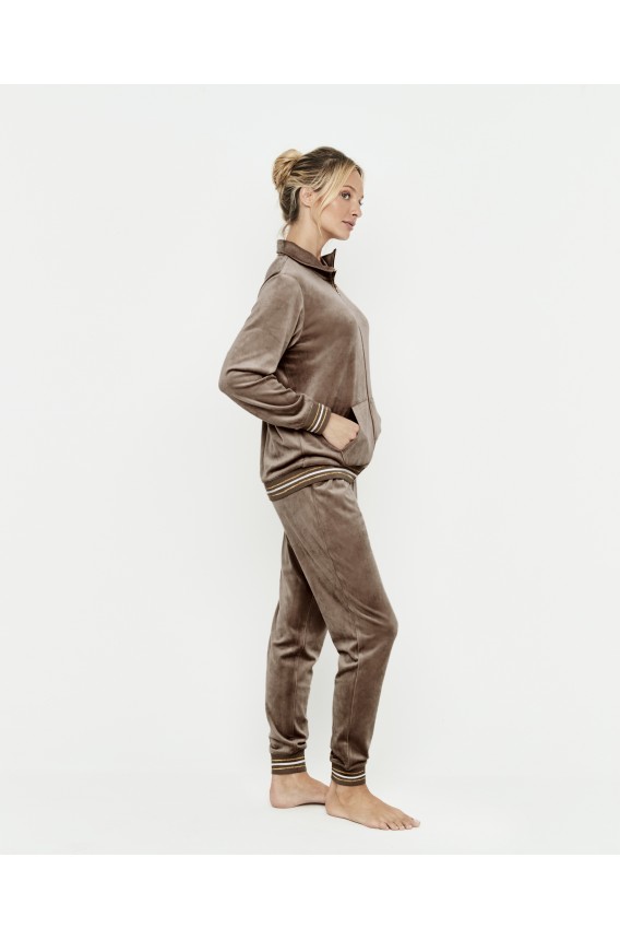 VELOUR JACKET AND TROUSERS SET