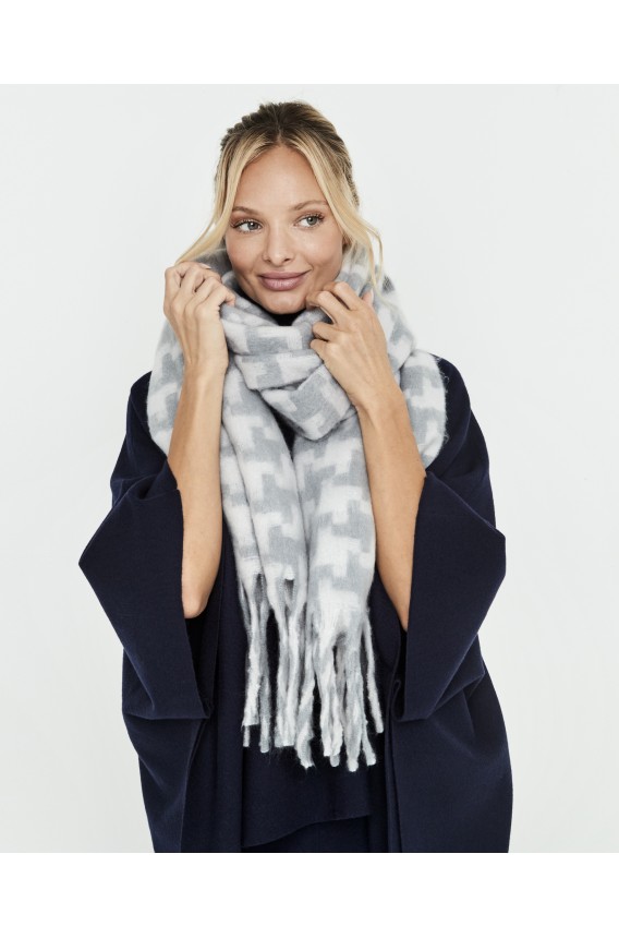 Houndstooth Scarf