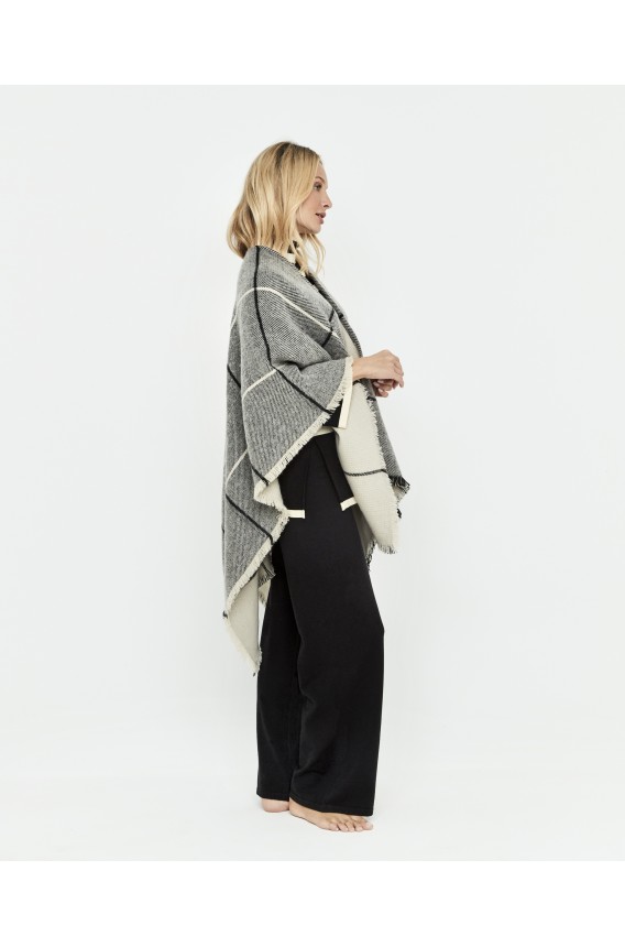 PONCHO AOS QUADROS BICOLOR